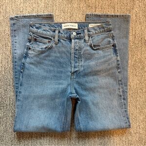 Aritzia Denim Forum Arlo High Rise Straight Jeans size 25 28L